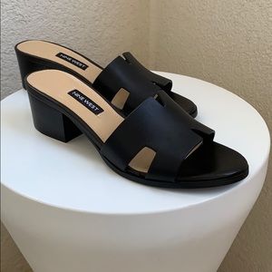 COPY - NWOT | 6 | summer chic slide